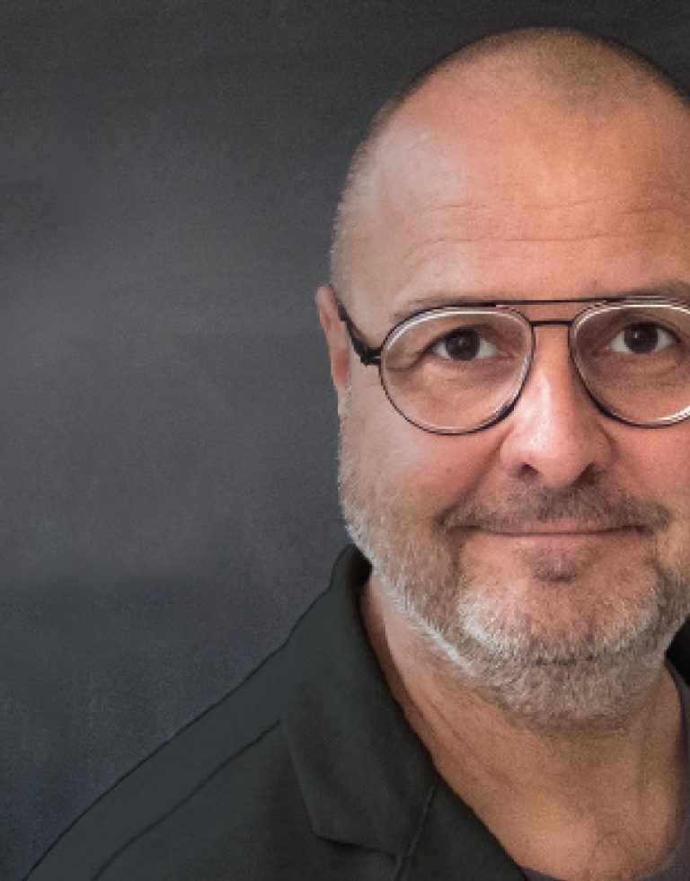 ÜBER UNS cy.lawrence